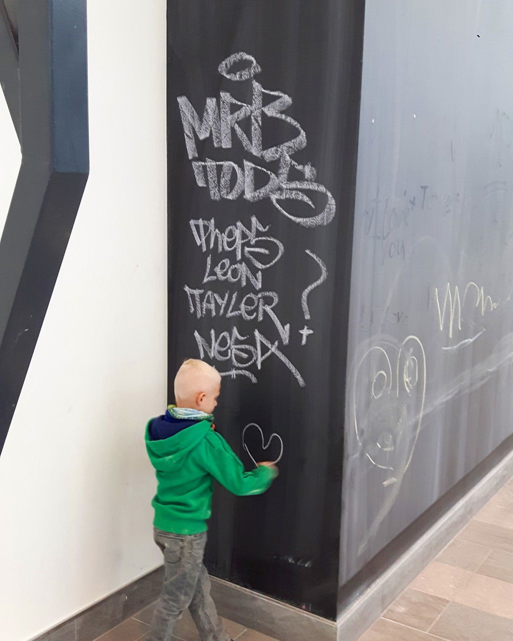 Graffiti Artwork - Photo by PHEPS - MRB, TODS, PHEPS (2017)