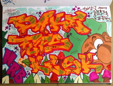 Graffiti Sketch - Photo by PHEPS - BAKE, FEPS, KESK