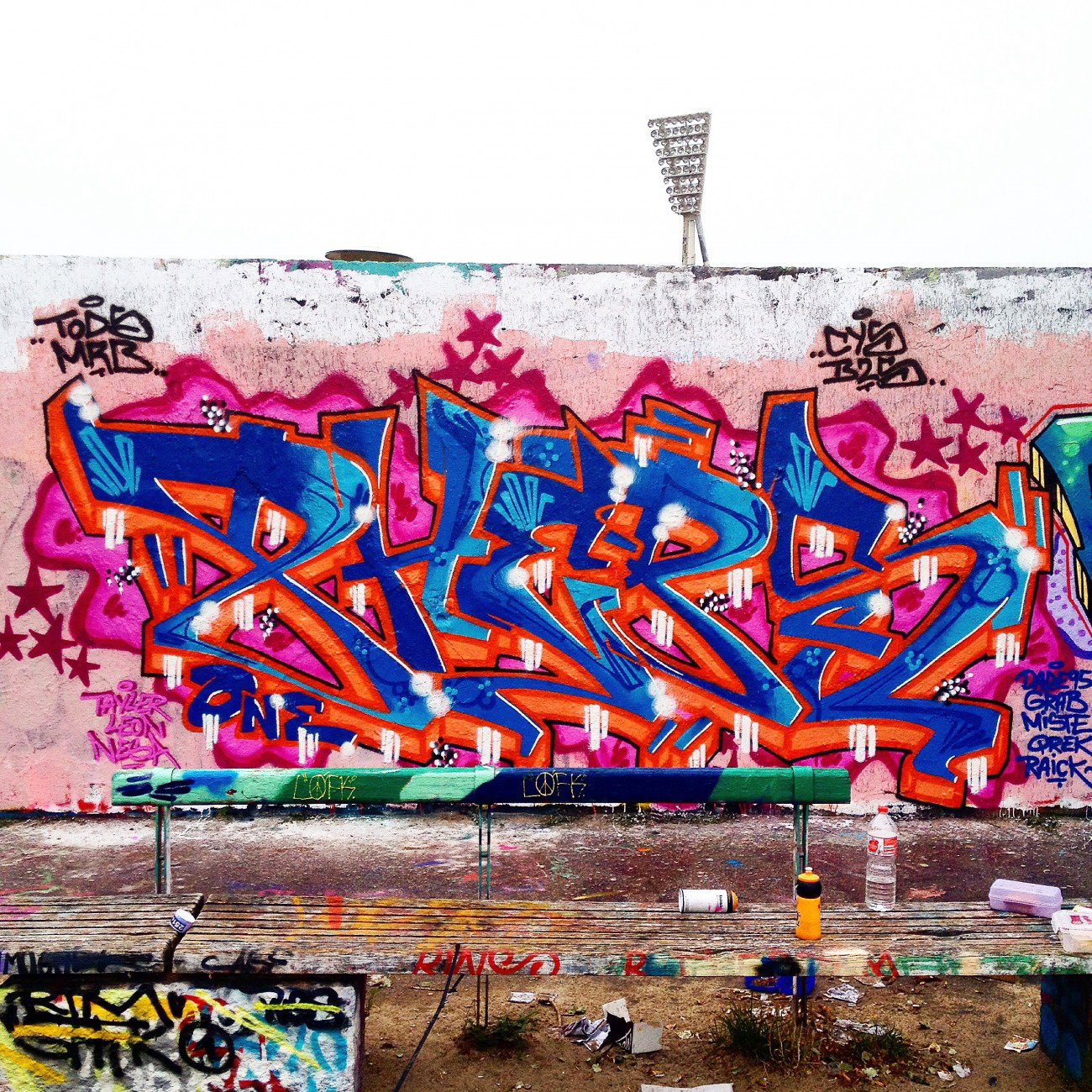 Graffiti Wall - Photo by PHEPS - PHEPS (2015)