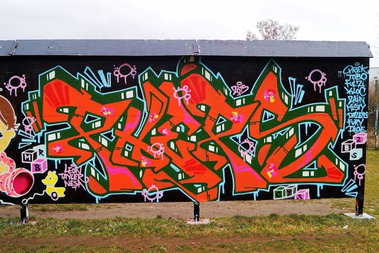 Graffiti Wall - Photo by PHEPS - PHEPS (2015)