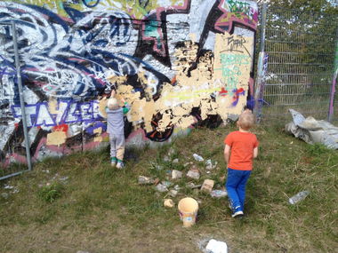 Graffiti Artwork - Photo by PHEPS (2015)