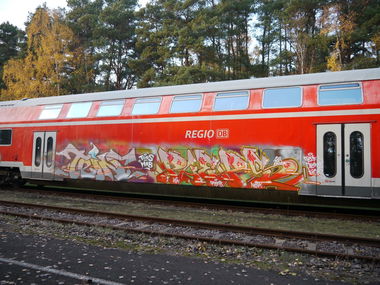 Graffiti Train - Photo by PHEPS - TEIN, PHEPS (2018)