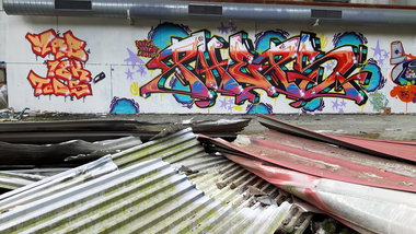 Graffiti Wall - Photo by PHEPS - PHEPS (2017)