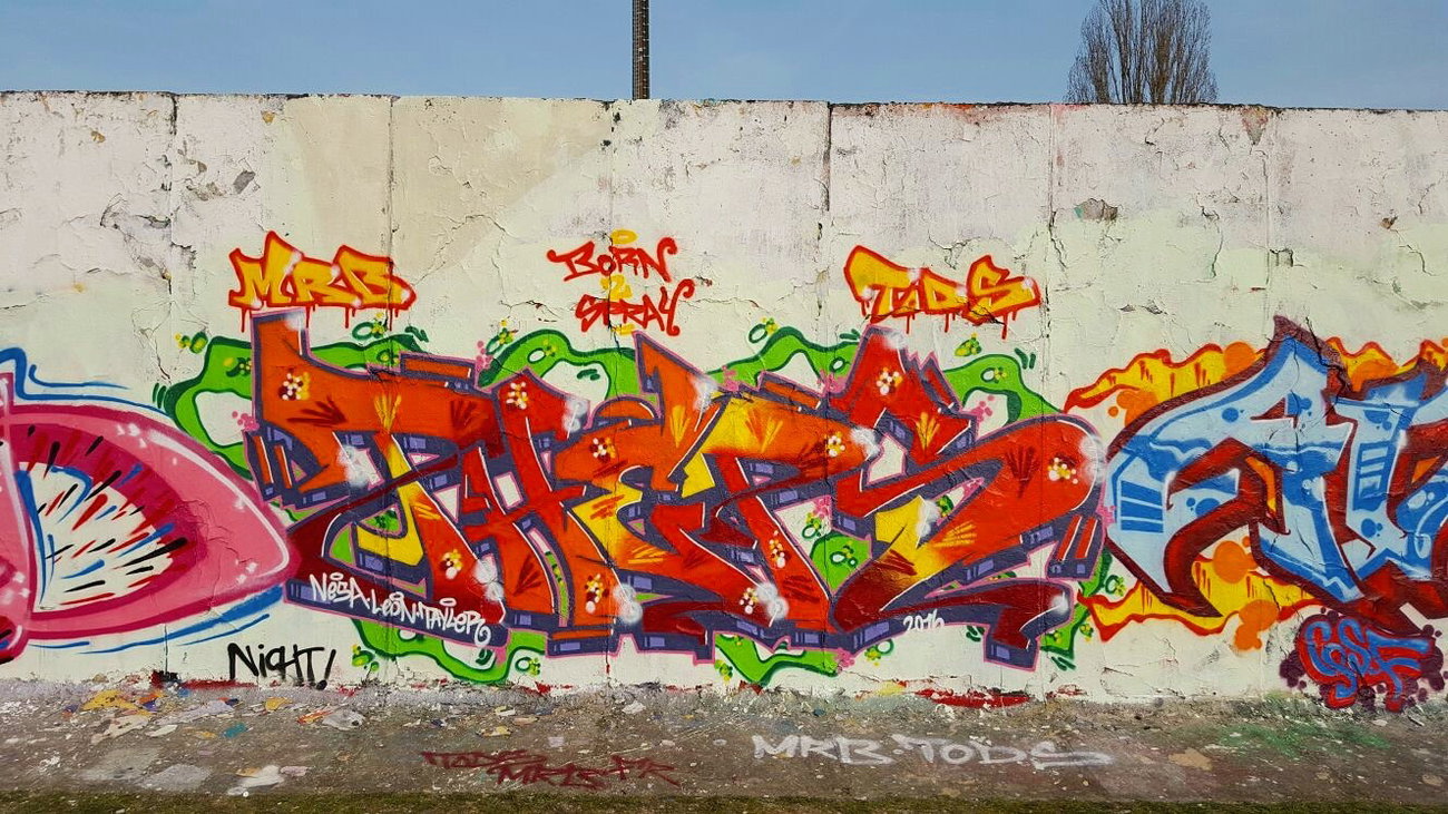 Graffiti Wall - Photo by PHEPS - PHEPS, MRB, B2S (2016)