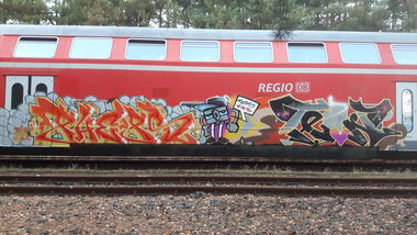 Graffiti Train - Photo by PHEPS - PHEPS, TEIN (2018)