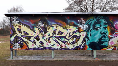 Graffiti Wall - Photo by PHEPS - PHEPS (2017)