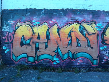 Graffiti Wall in Essen - Photo by PL_PartyZan - candi, 10, lisa (2013)