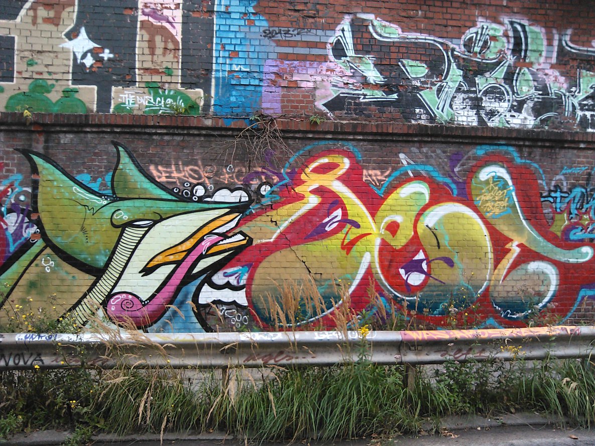 Graffiti Wall in Essen - Photo by PL_PartyZan - set, essen, zollstraße (2013)