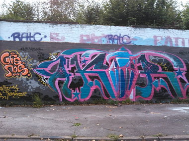 Graffiti Wall in Essen - Photo by PL_PartyZan - essen, hall, of (2013)