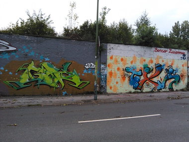 Graffiti Wall in Essen - Photo by PL_PartyZan - crew, essen, hall (2013)