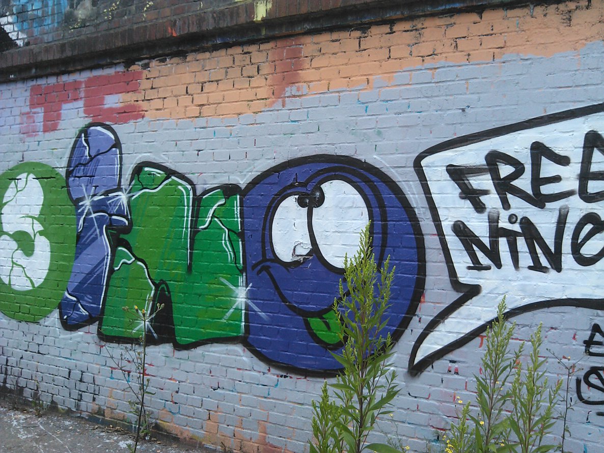 Graffiti Wall in Essen - Photo by PL_PartyZan - sino, free, nino (2014)
