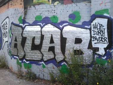 Graffiti Wall in Essen - Photo by PL_PartyZan - esc, swb, sino (2014)