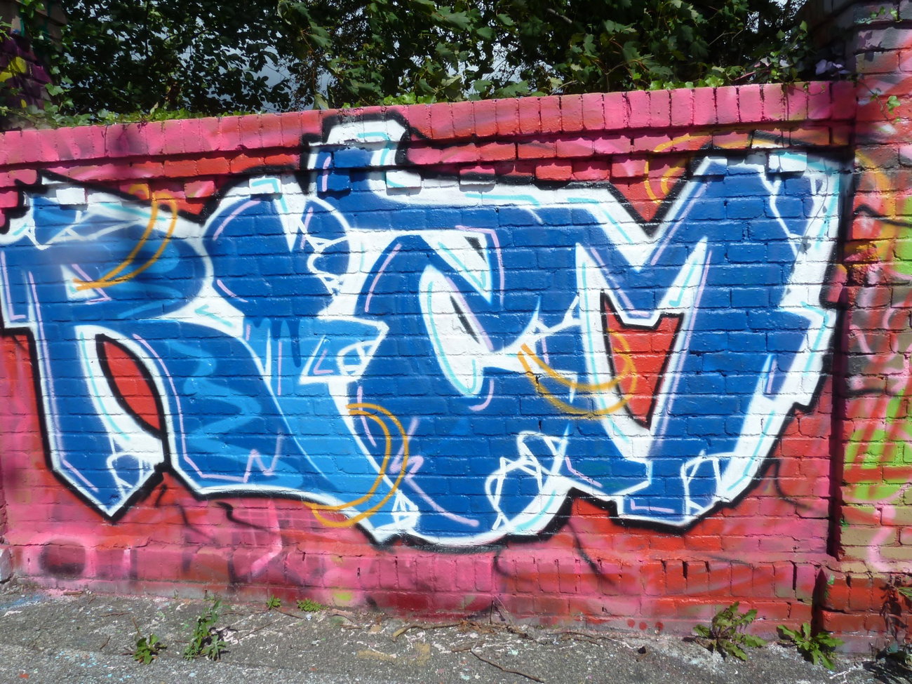 Graffiti Wall in Germany - Photo by PL_PartyZan - rizm, hall, of (2014)