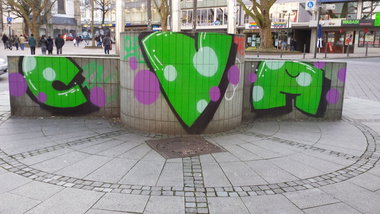 Graffiti Bombing in Essen - Photo by PL_PartyZan - cva, lyp, tv (2014)