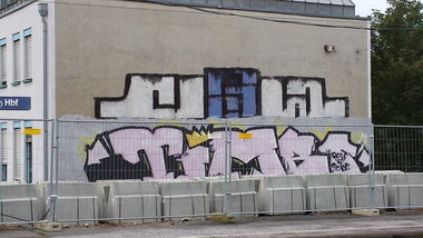 Graffiti Bombing in Mülheim an der ruhr - Photo by PL_PartyZan