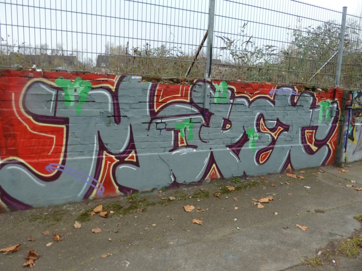 Graffiti Wall in Essen - Photo by PL_PartyZan - zollstraße, essen, ruhrgebiet (2014)