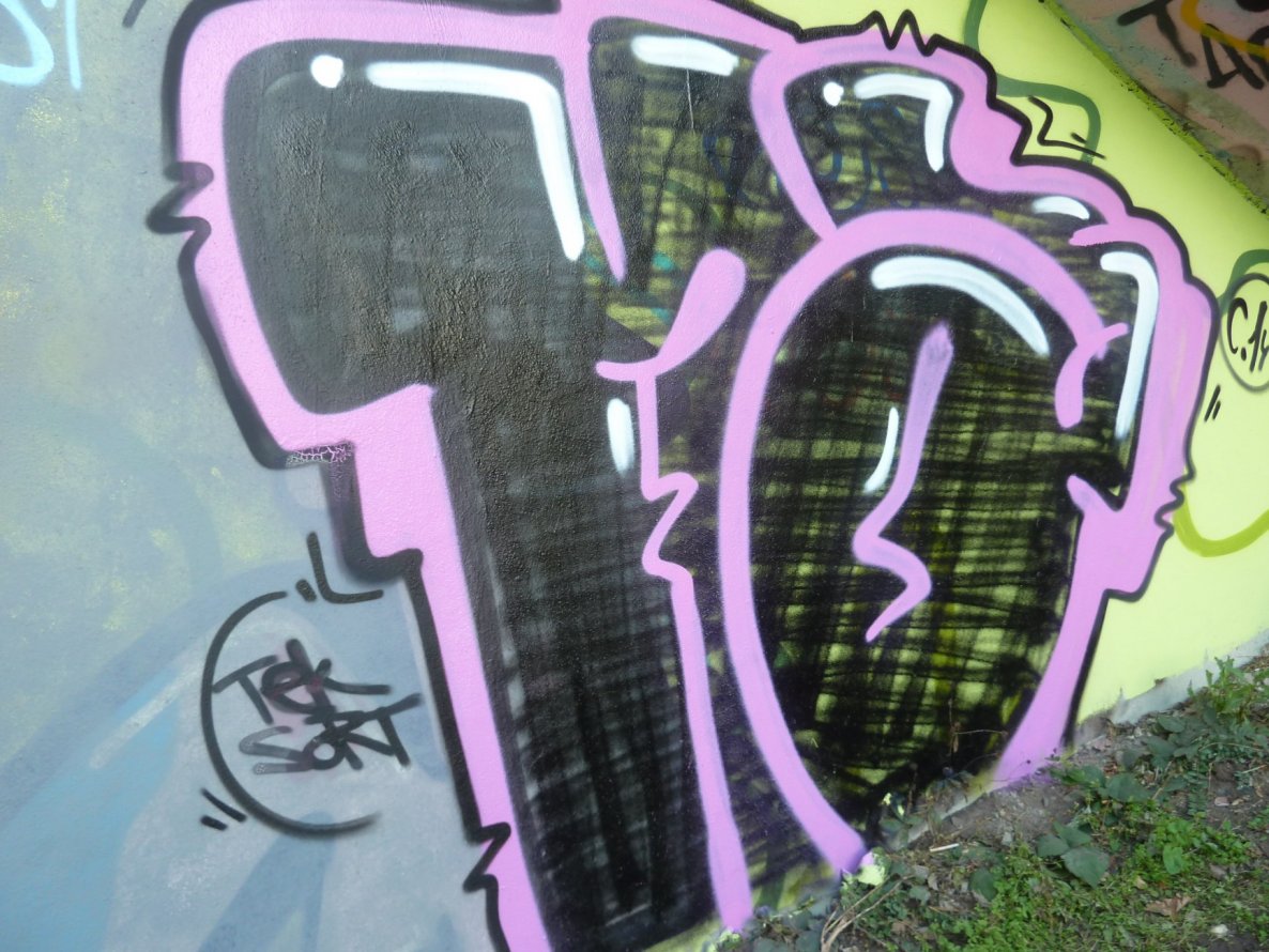 Graffiti Wall in Essen - Photo by PL_PartyZan - ma, tek, sort (2014)