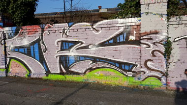 Graffiti Wall in Essen - Photo by PL_PartyZan - pilz, cr, crew (2015)