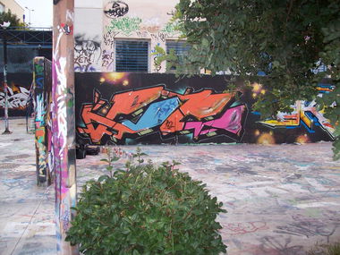 Graffiti Wall in Athens - Photo by POE26 - POE, athens, greece (2012)