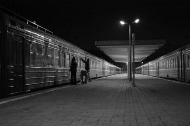 Graffiti Train - Photo by PORQUA - o, r, m