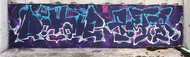 Graffiti Wall - Photo by POSTER - royale, poster, atb (2015)