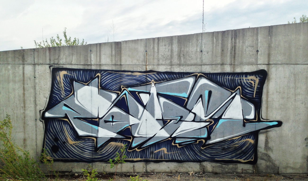 Graffiti Wall - Photo by POSTER - poster, atb, haha (2015)