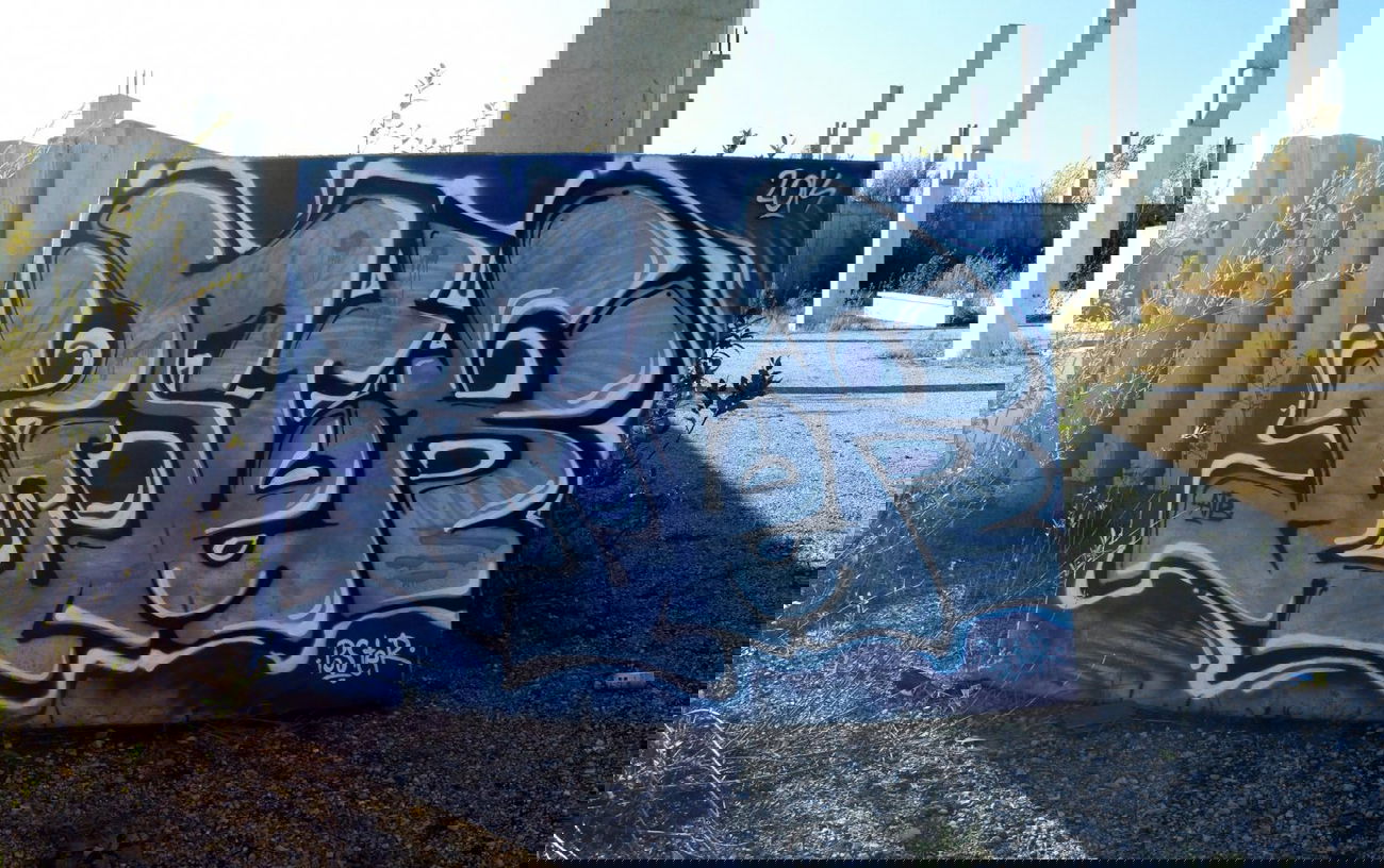 Graffiti Wall - Photo by POSTER - poster, atb, haha (2014)