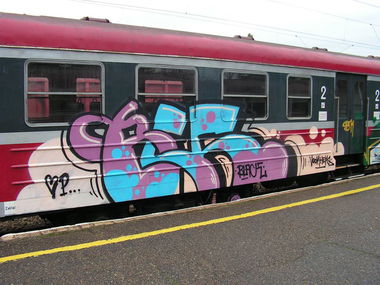 Graffiti Train - Photo by POTAS - bk, potas