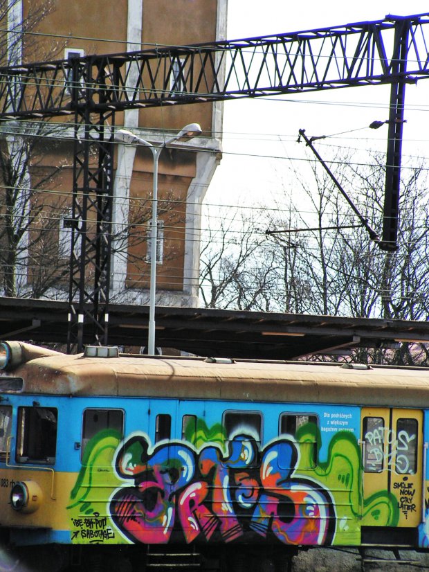 Graffiti Train - Photo by POTAS - potas, patos, bk