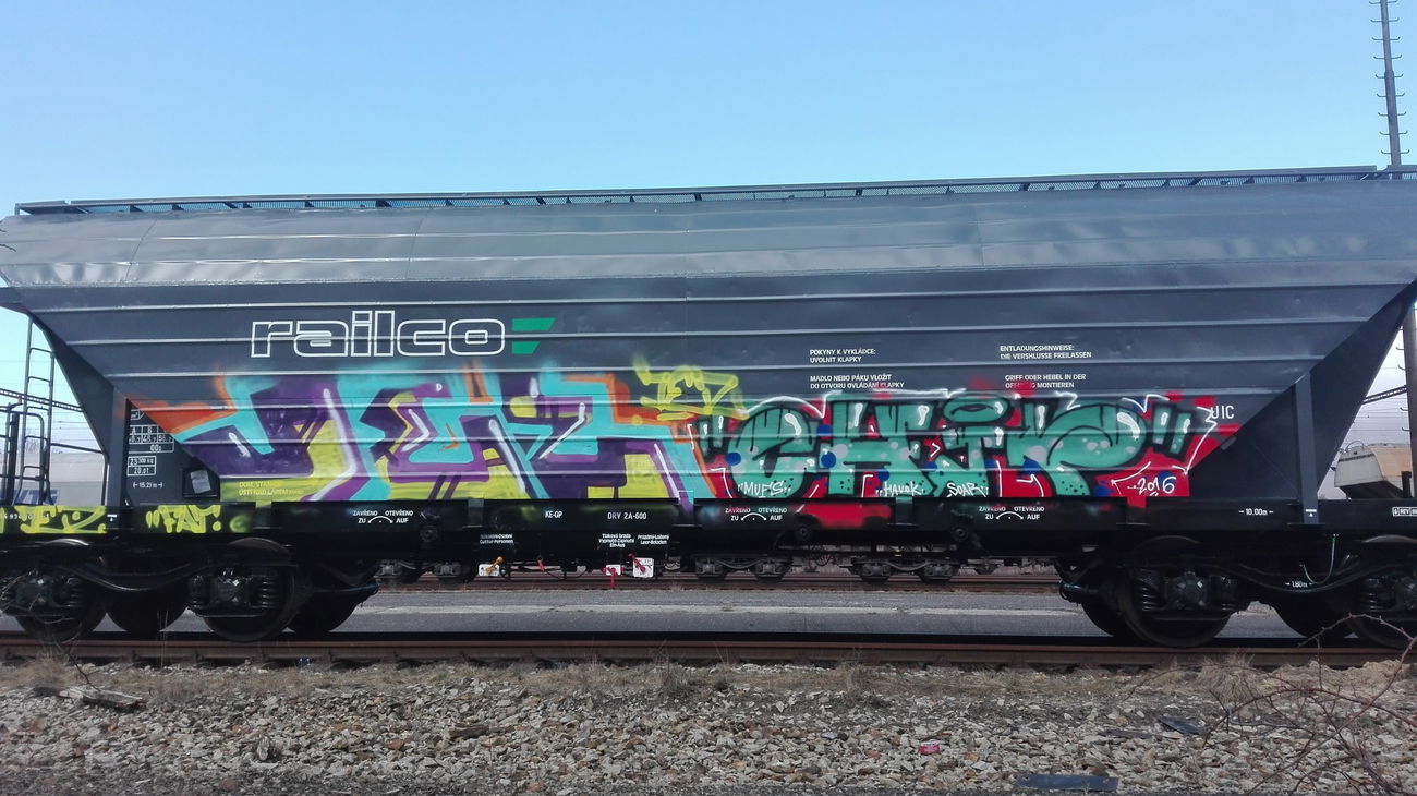 Graffiti Train - Photo by PUNX