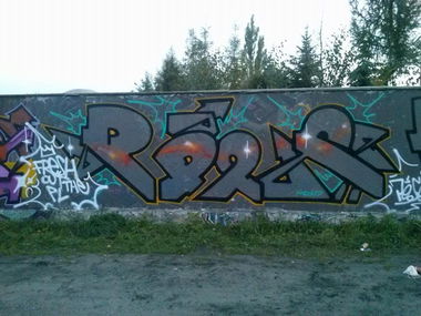 Graffiti Wall in Kostrzyn - Photo by PUSY (2014)