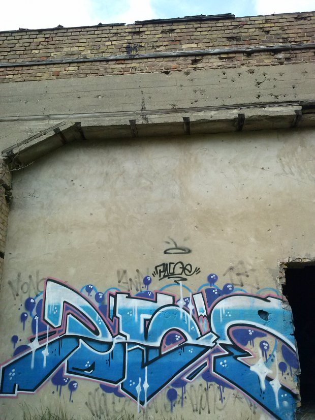 Graffiti Wall - Photo by PUSY (2013)