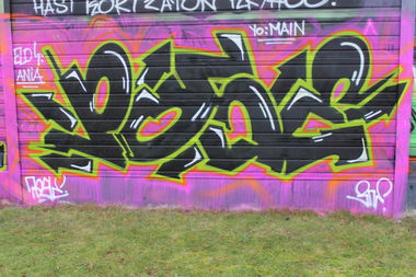 Graffiti Wall - Photo by PUSY (2014)