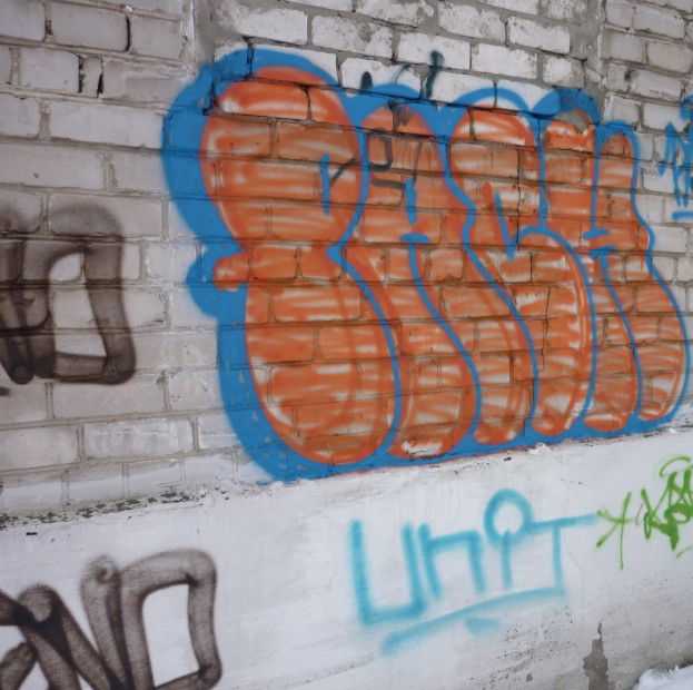 Graffiti Bombing - Photo by Pach_Deks - Pach (2012)