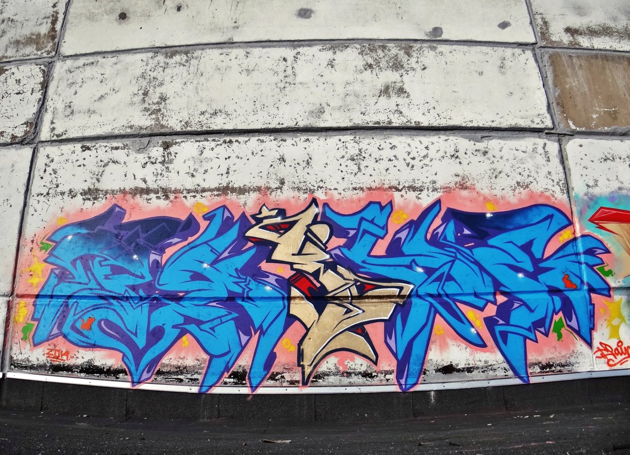 Graffiti Wall - Photo by Paine (2014)