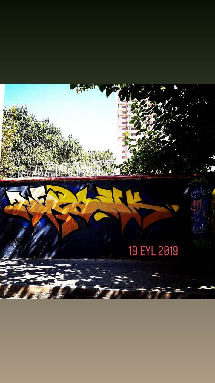 Graffiti Wall in Yeri ayarla - Photo by Pank35090