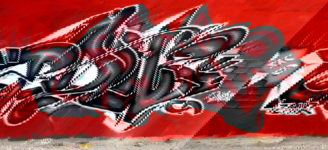 Graffiti Wall - Photo by Pansizmir - pans, ca (2011)