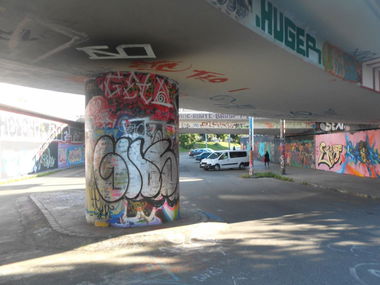 Graffiti Wall - Photo by Panxnotdead - praha, t-up (2014)