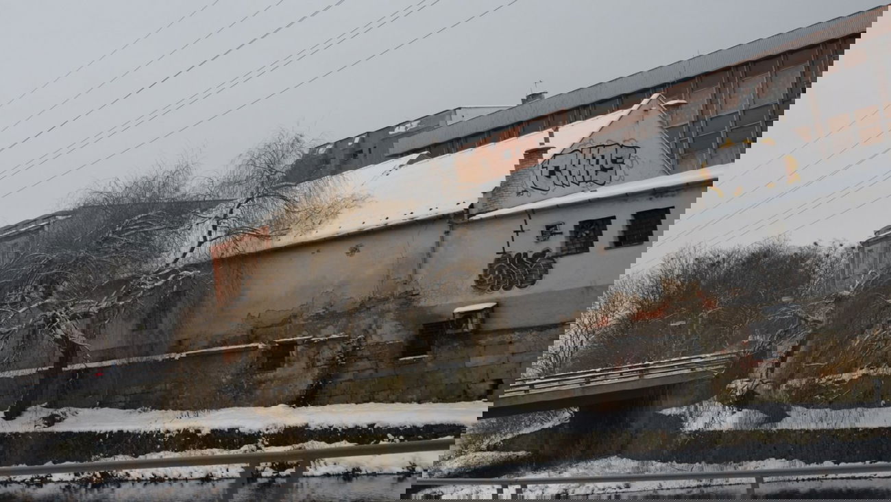 Graffiti Bombing - Photo by Panxnotdead - Gios, throw, up (2025)