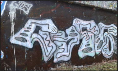 Graffiti Wall in Vsetín - Photo by Panxnotdead - gyes, gyos, gios (2015)