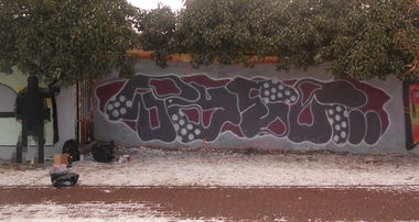 Graffiti Wall - Photo by Panxnotdead - gios, gyes (2015)