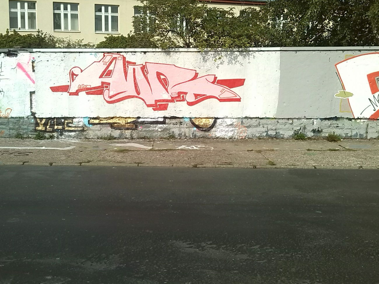 Graffiti in ERFURT - Photo by Paparazzo - Aor (2015)