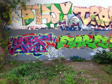 Graffiti Wall - Photo by PartyCombo - Srf, Fare