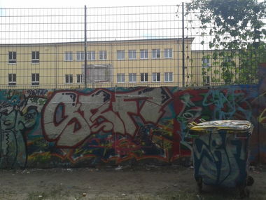 Graffiti Bombing - Photo by PaulPansen - srf