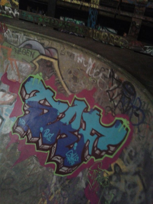 Graffiti Wall - Photo by PaulPansen - srf