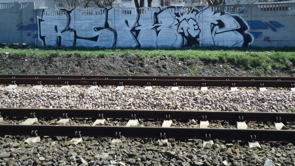 Graffiti Bombing in Poland - Photo by Pawik - PAWIK, EMEU, RSP