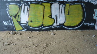 Graffiti Wall - Photo by Pawik