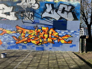 Graffiti Wall - Photo by Pegelz