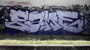Graffiti Wall in Tren?ín - Photo by PeknyFame - fame, chrome, belton (2013)