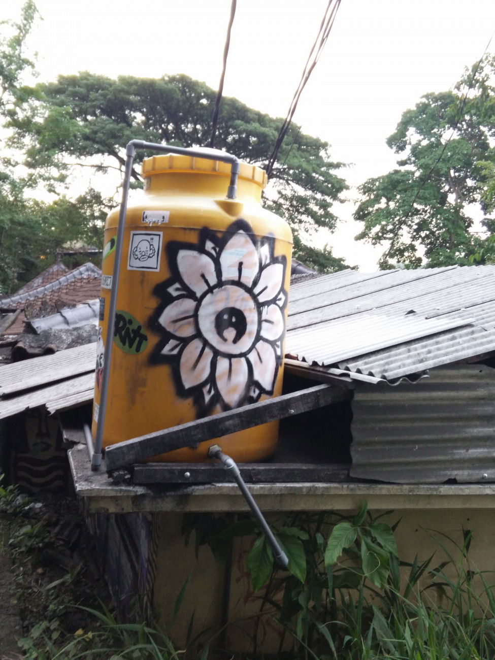 Graffiti Bombing in Indonesia - Photo by Pentabarf - indonesia, indonesien, ubud